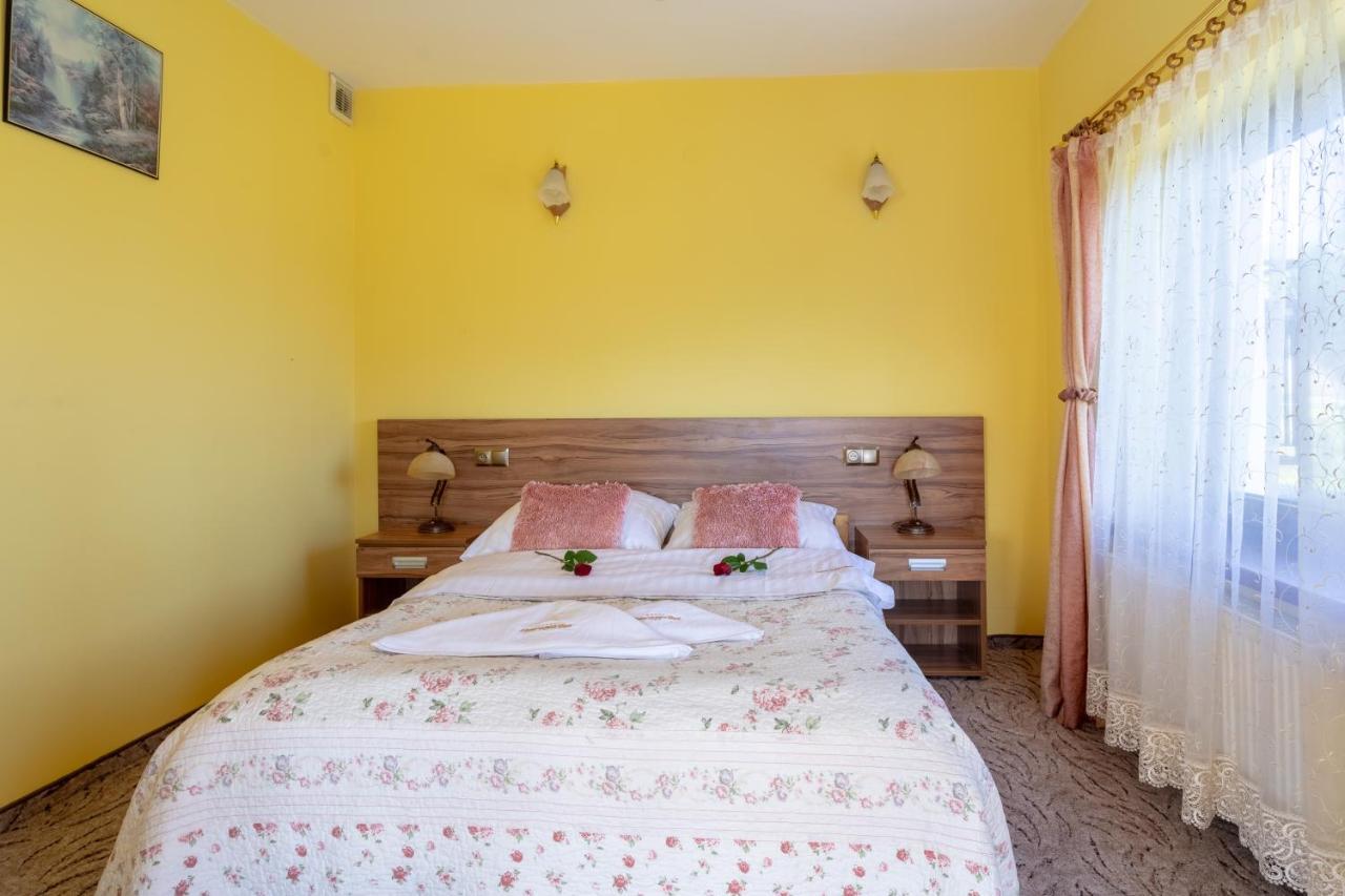 Hotel Goralski Raj Nowy Targ Buitenkant foto